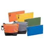 E ono nga taputapu o te oxford porproof zipperered zippered i te karaka, pungapunga, kākāriki, kikorangi, Na ka poipoihia te hina ki nga uaua pango.