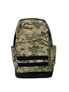 Mochila exterior con vista frontal estilo camuflaxe